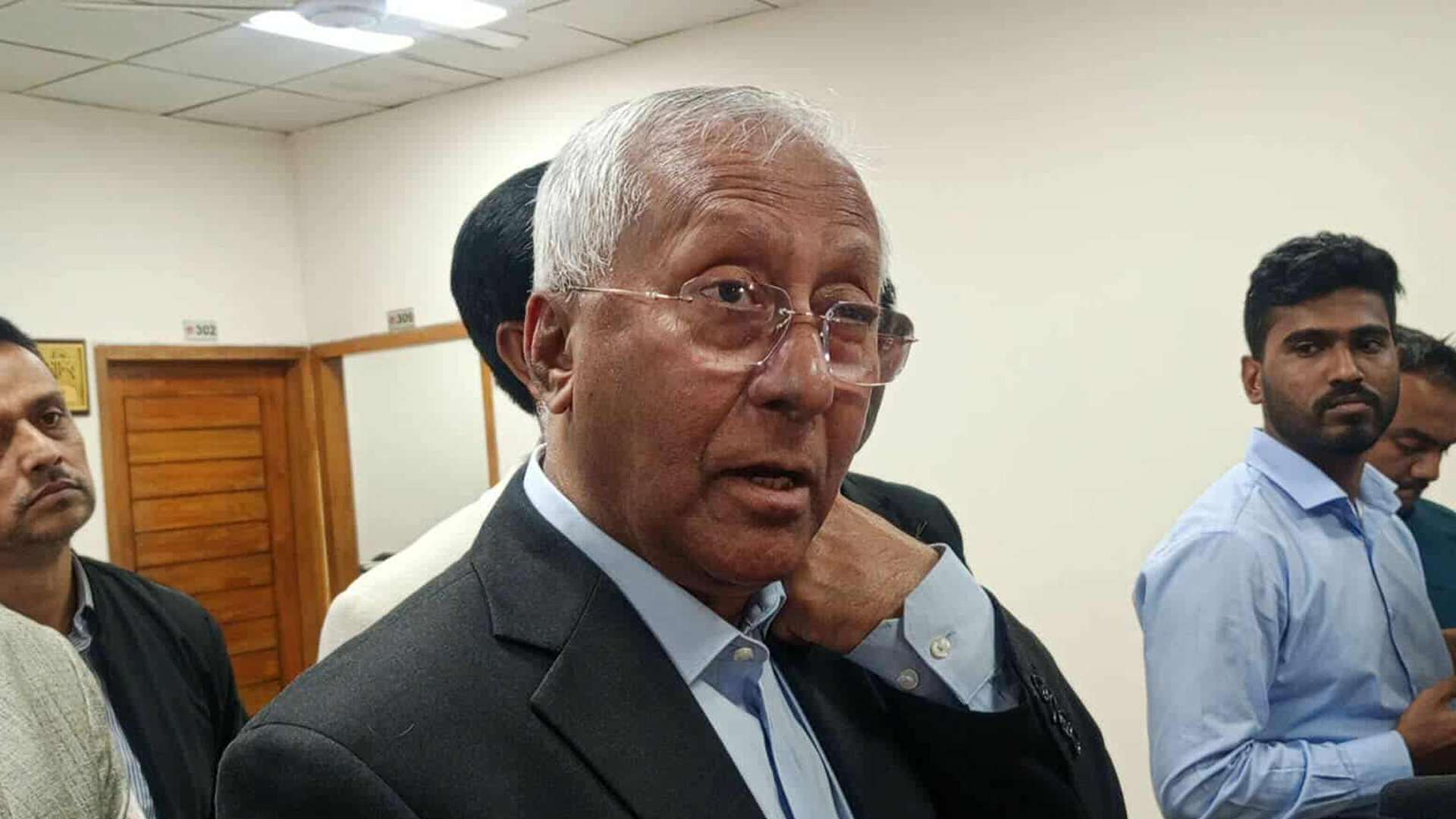 ১১৬ আসনে ব্যালট পাঠানো হয়েছে, বাকিগুলোতে শনিবারের মধ্যে: ইসি সচিব