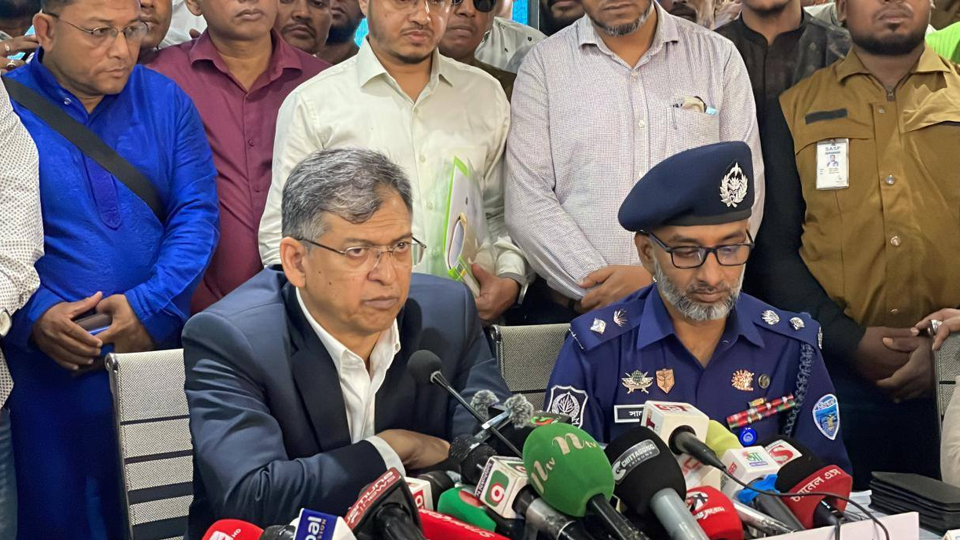 হাদি হত্যা মামলায় ভারতে গ্রেপ্তারদের দেশে আনার চেষ্টা চলছে: স্বরাষ্ট্রমন্ত্রী