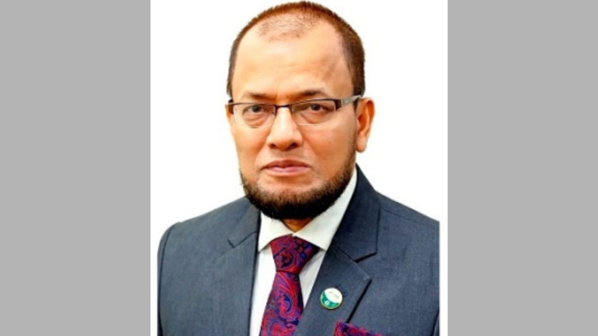 চাইলেন ২৪ দিনের ছুটি, পাঠানো হলো দেড় মাসের ‘ছুটিতে’