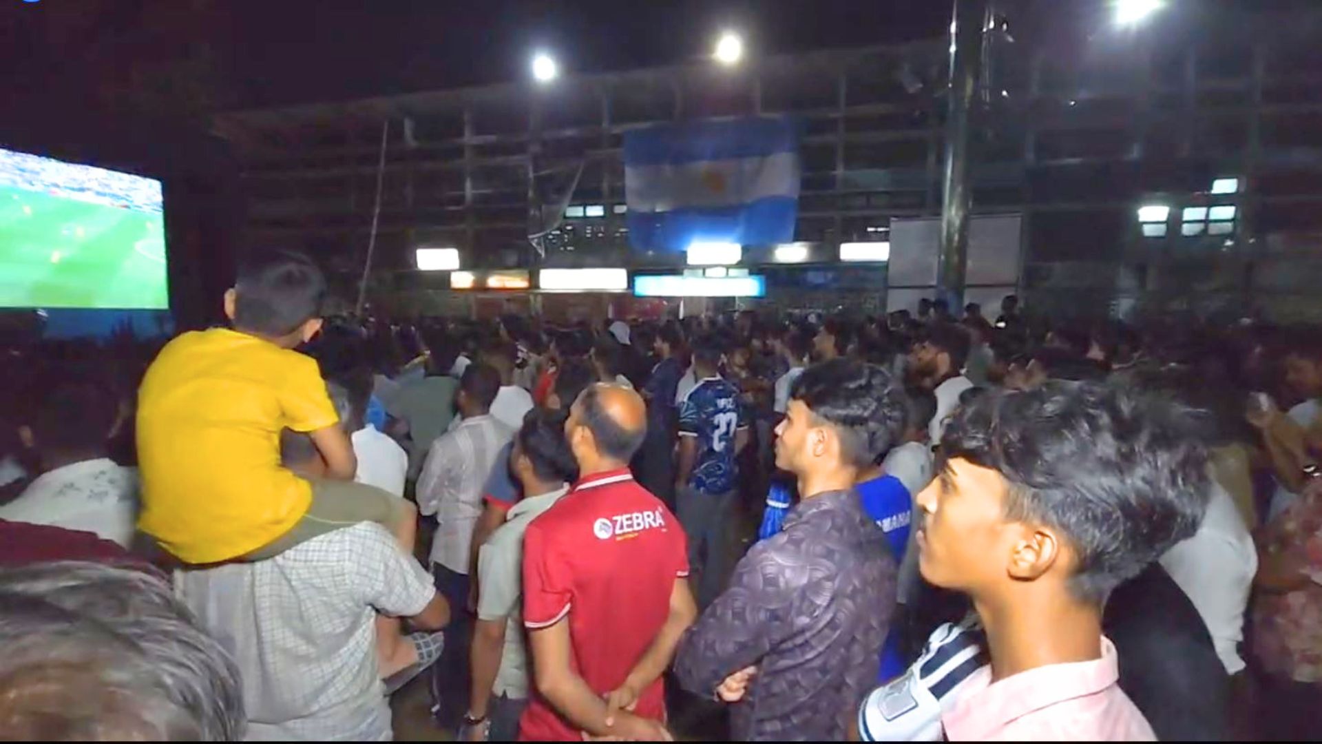ক্যাম্পাসের সেই বিশ্বকাপ উন্মাদনা...
