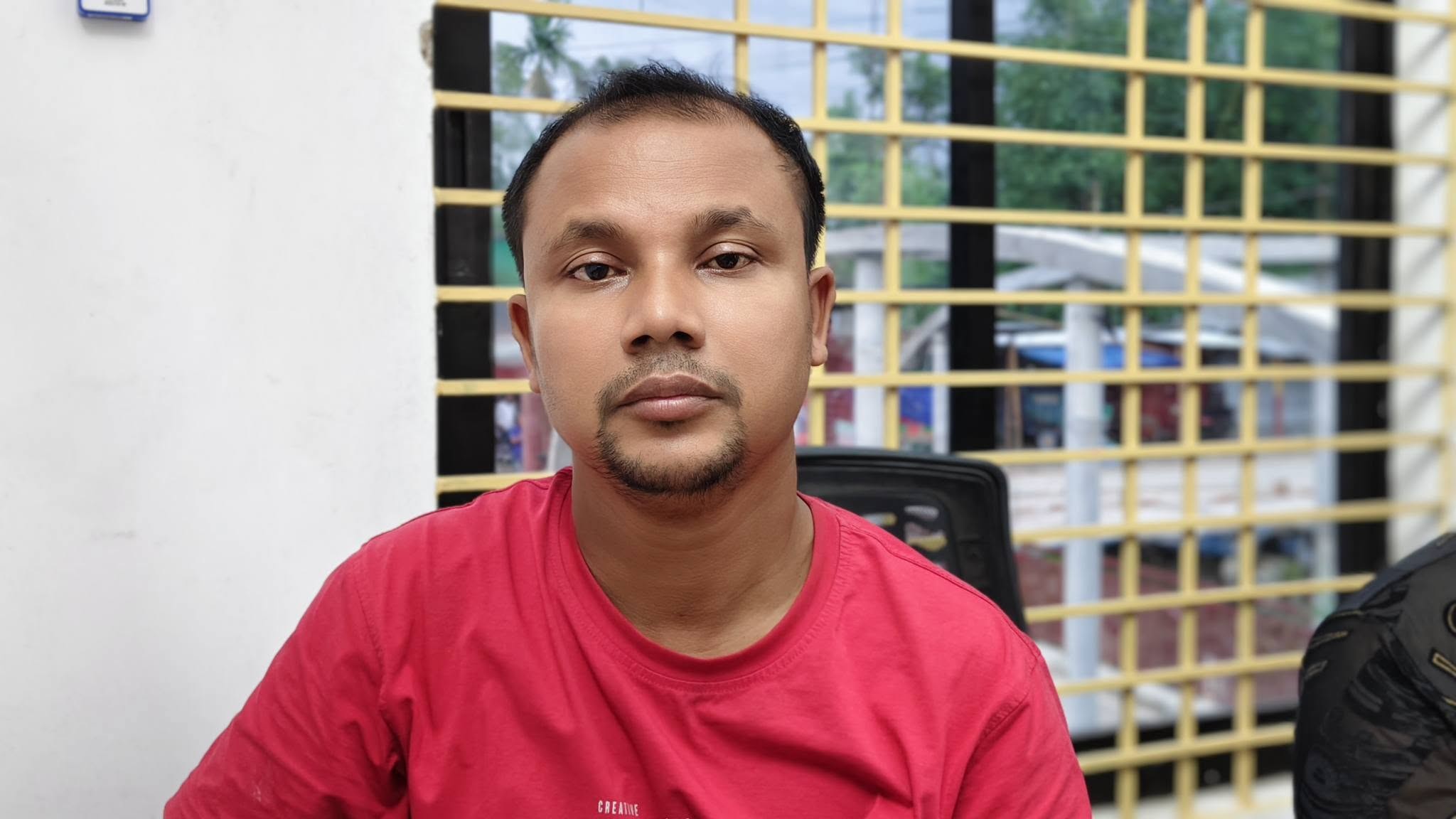 অর্থপাচারের অভিযোগে গাইবান্ধার মন্দিরের সভাপতি হরিদাস গ্রেপ্তার
