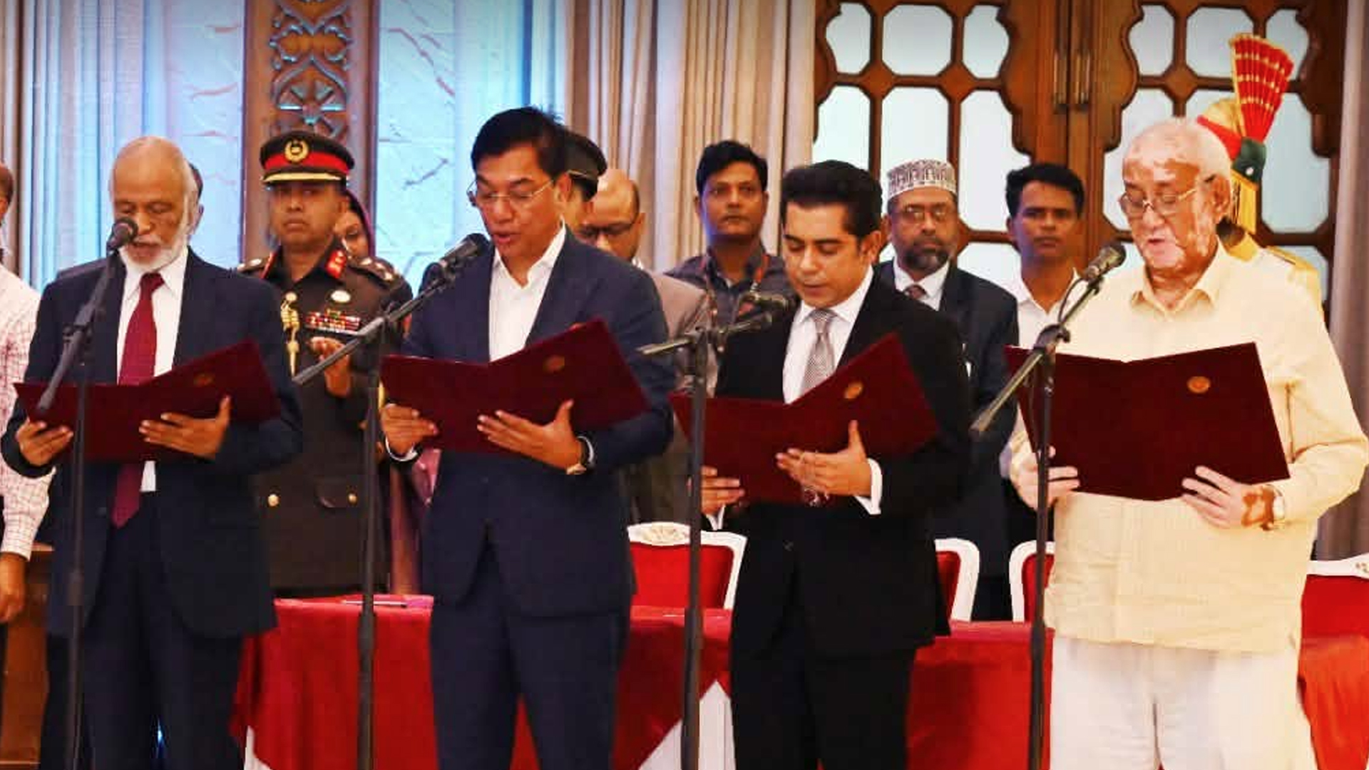 মন্ত্রী-প্রতিমন্ত্রী হিসেবে শপথ নিলেন যারা