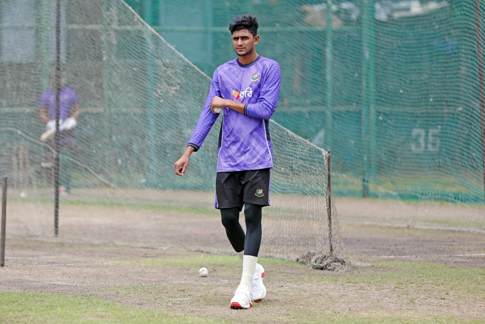 বোলিং অনুশীলনে ফিরলেন নাহিদ, কবে ফিরবেন খেলায়?