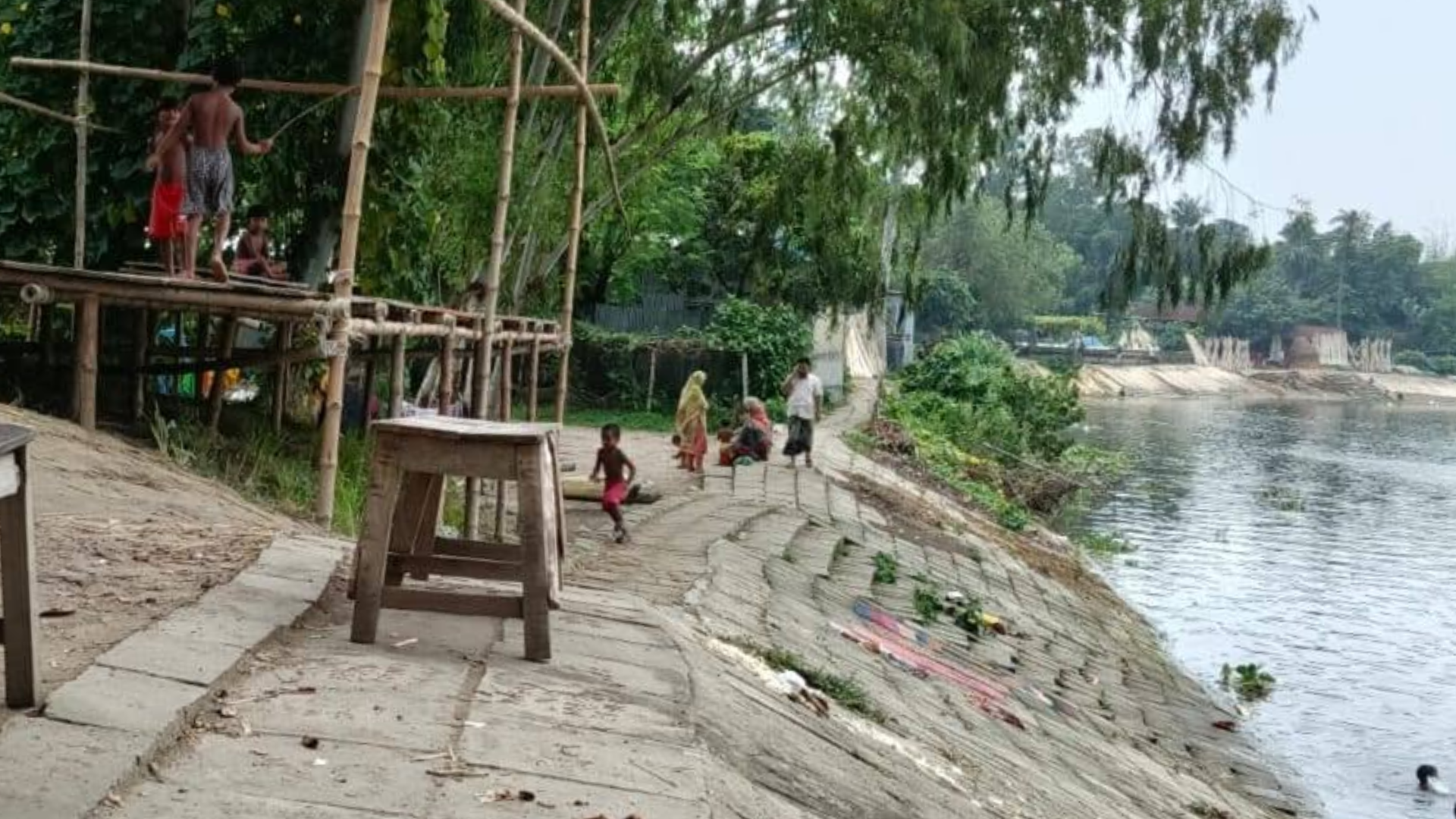 বিএনপি-জামায়াত পাল্টাপাল্টি কর্মসূচি: সিরাজগঞ্জে করতোয়া নদীর নৌকাবাইচ স্থগিত