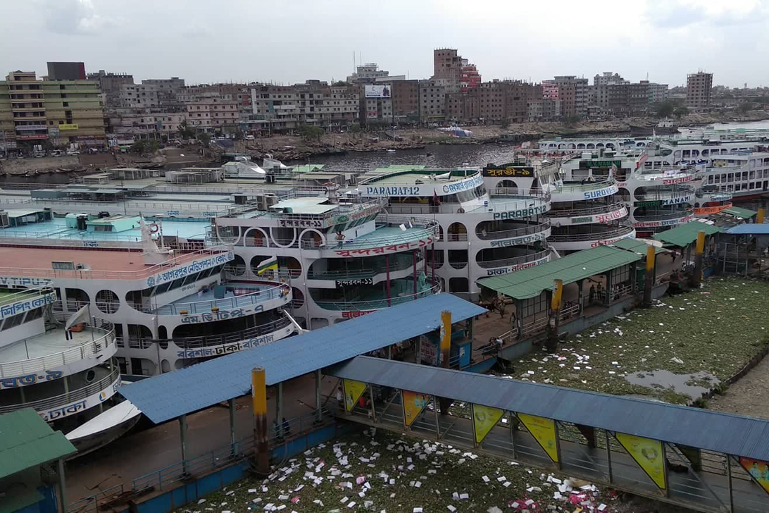 সদরঘাটে লঞ্চের রশি ছিঁড়ে ৫ জনের মৃত্যু