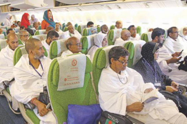 এ বছর সরকারি ব্যবস্থাপনায় হজযাত্রীর কোটা খালি নেই: ধর্ম মন্ত্রণালয়