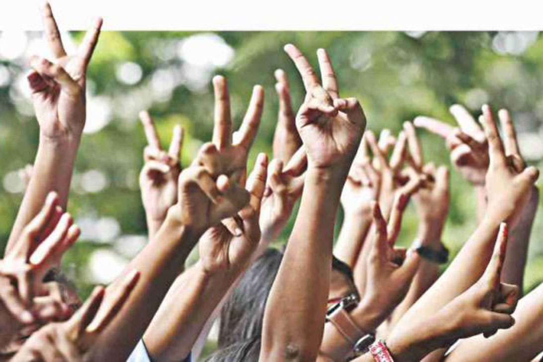 এবার এইচএসসি পাস করা শিক্ষার্থীদের সামনে কঠিন সময়