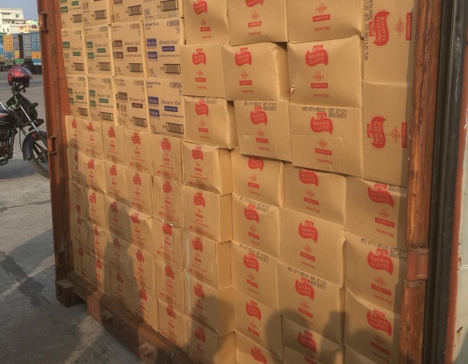 মিথ্যা ঘোষণায় আনা ৩ কনটেইনার প্রসাধনী চট্টগ্রাম বন্দরে জব্দ