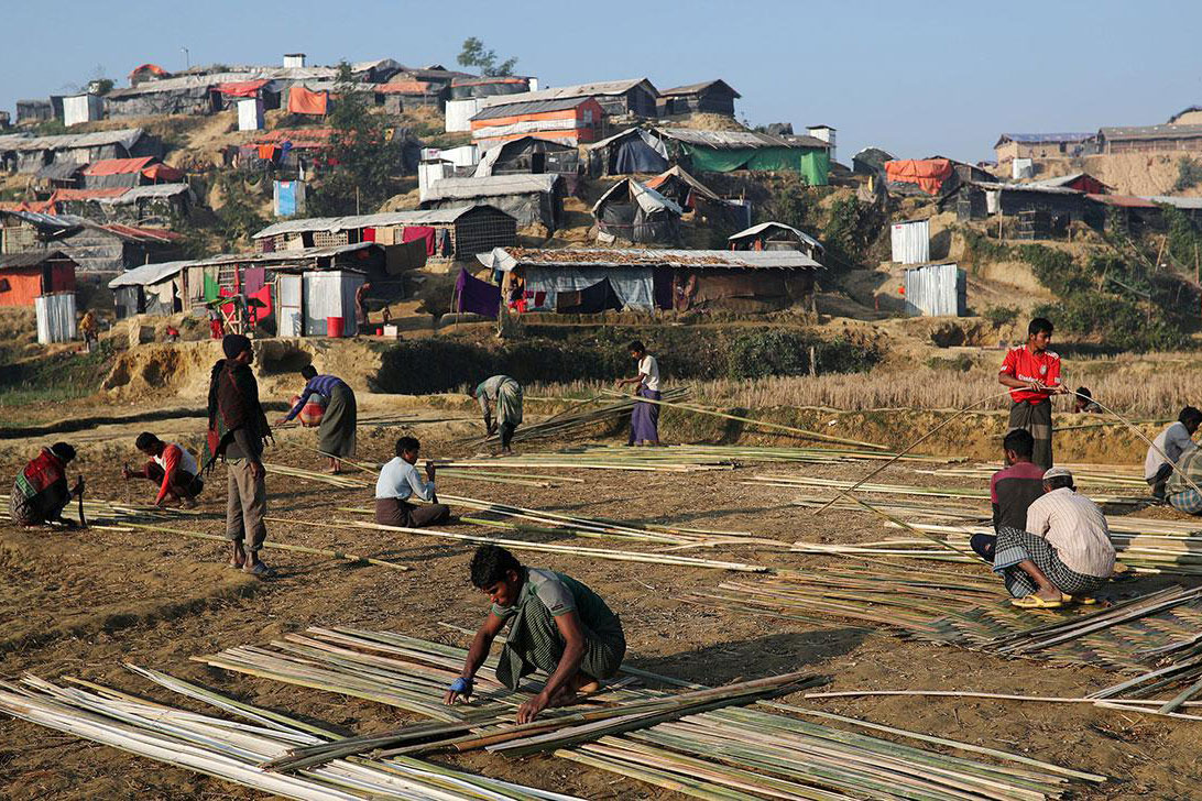স্থলমাইন বিস্ফোরণে রোহিঙ্গা নিহত