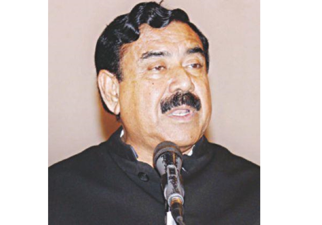 বুকে হাত দিয়ে বলতে পারি আমরা চাঁদাবাজ নই: শাজাহান খান