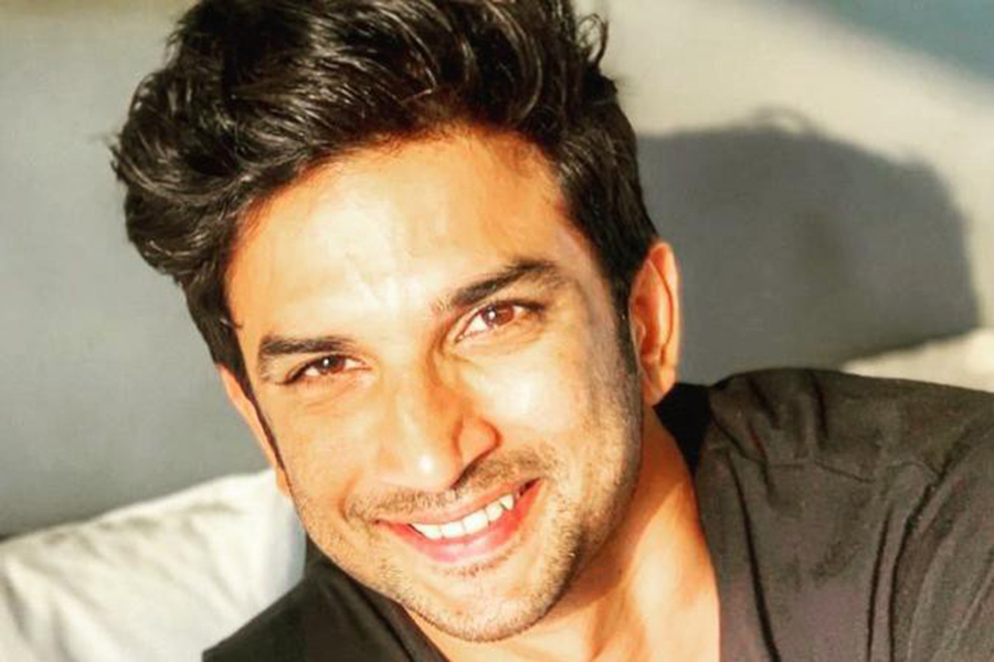 মারা গেছেন বলিউড অভিনেতা সুশান্ত সিং রাজপুত