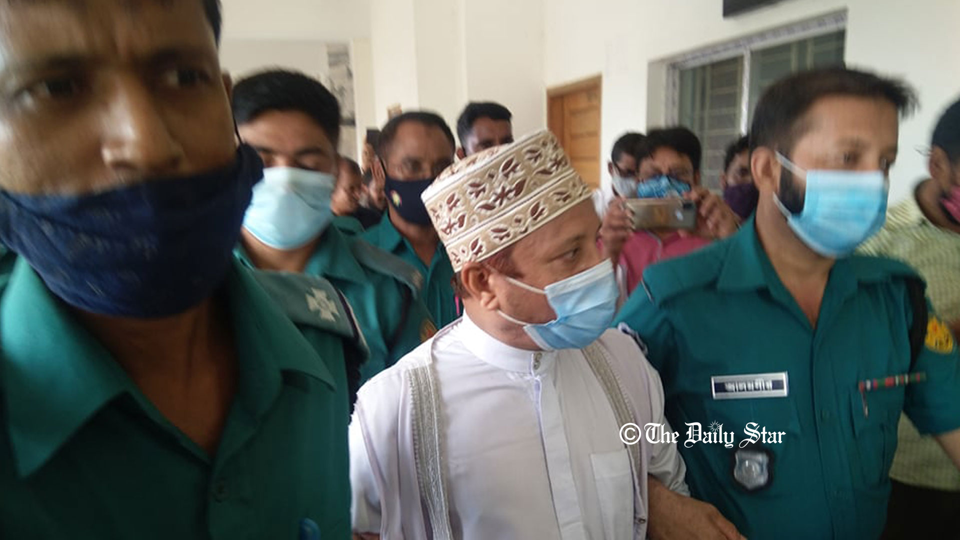 মুফতি কাজী ইব্রাহীম ২ দিনের রিমান্ডে