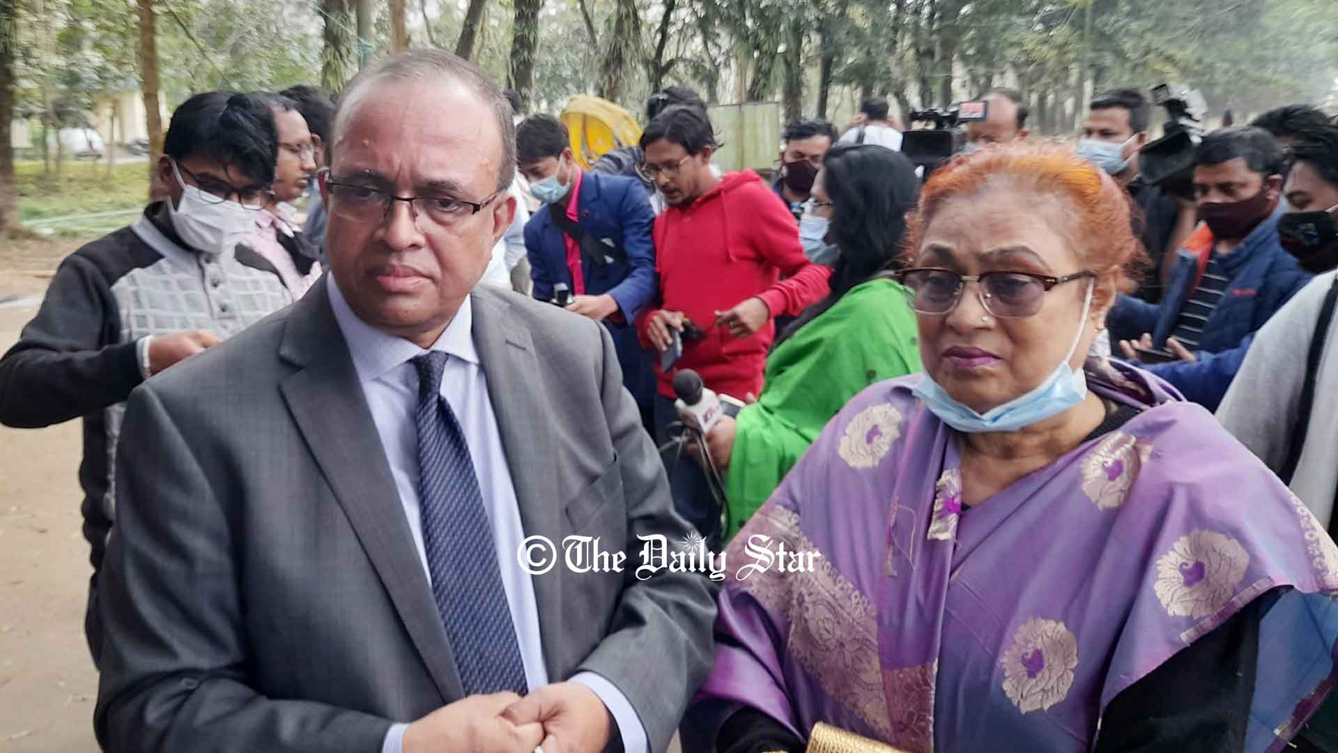 প্রধানমন্ত্রী চাইলেই শাবিপ্রবি সমস্যার সমাধান করতে পারেন: মোকাব্বির