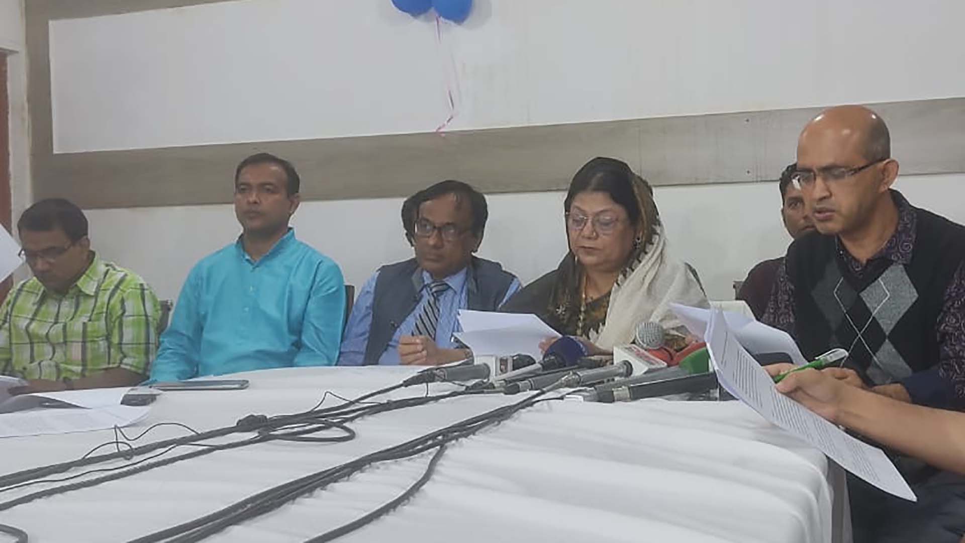 আমি বিব্রত, ষড়যন্ত্রের শিকার, আমার ও রাষ্ট্রের বিরুদ্ধে ষড়যন্ত্র হচ্ছে: চবি উপাচার্য