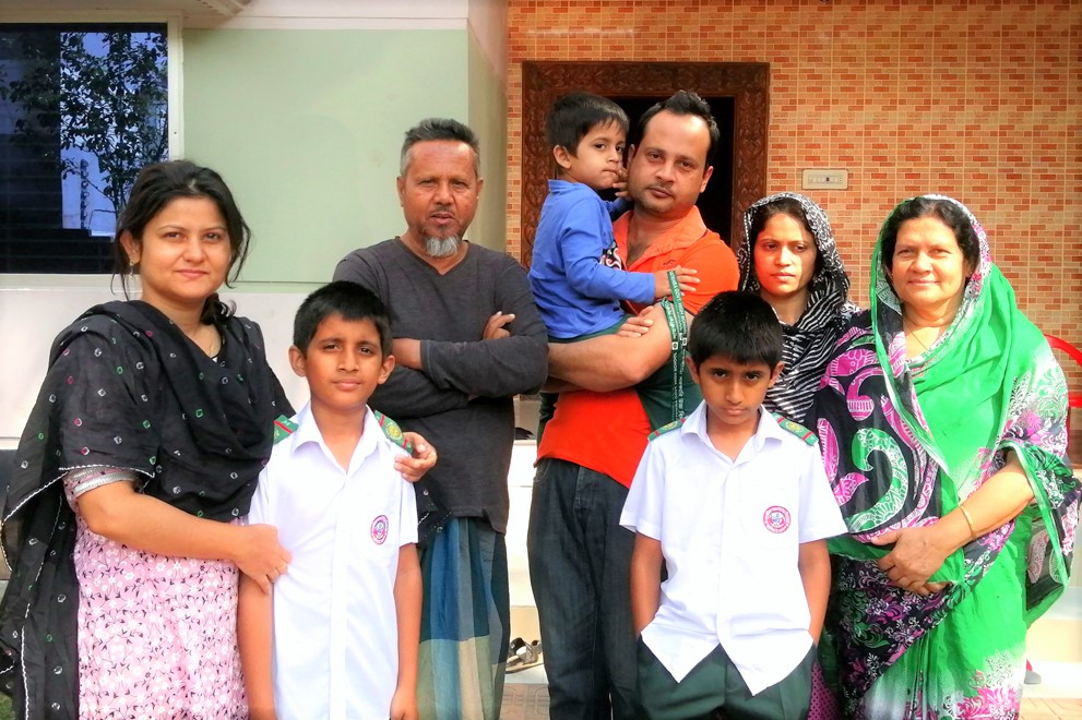 ‘উঠে দেখি আগুন ও ধোঁয়ার কুণ্ডলী, হারিয়েছি এক সহকর্মী নাবিককে’