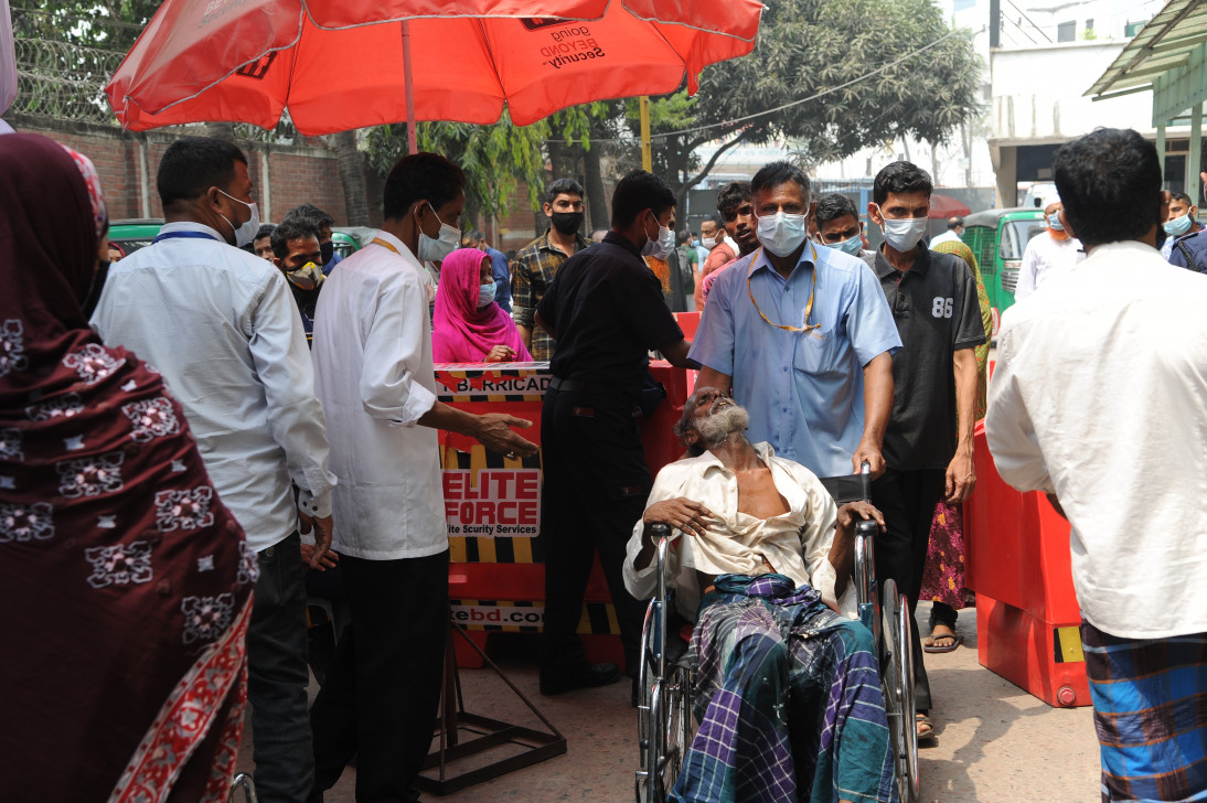 ডায়রিয়া হলে কখন চিকিৎসকের শরণাপন্ন হবেন