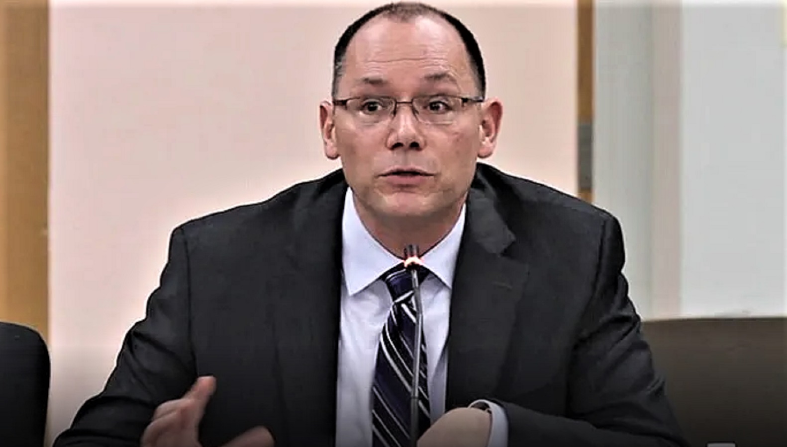 বাংলাদেশে অবাধ ও সুষ্ঠু নির্বাচনের দিকে নজর রাখছে যুক্তরাষ্ট্র: মার্কিন রাষ্ট্রদূত