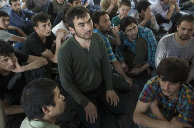 শিনজিয়াংয়ে প্রতি ২৫ উইঘুরের ১ জন কারাগারে