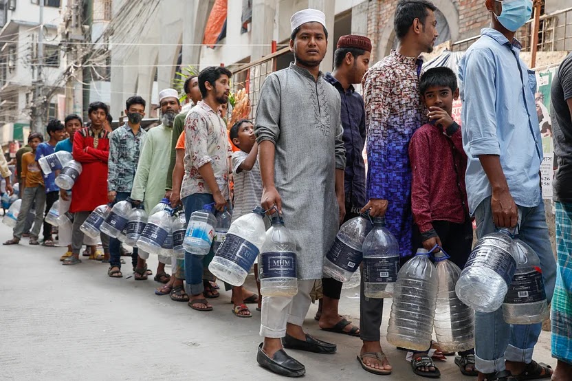 পানি নিয়ে বিপাকে তেজতুরি বাজার এলাকার বাসিন্দারা