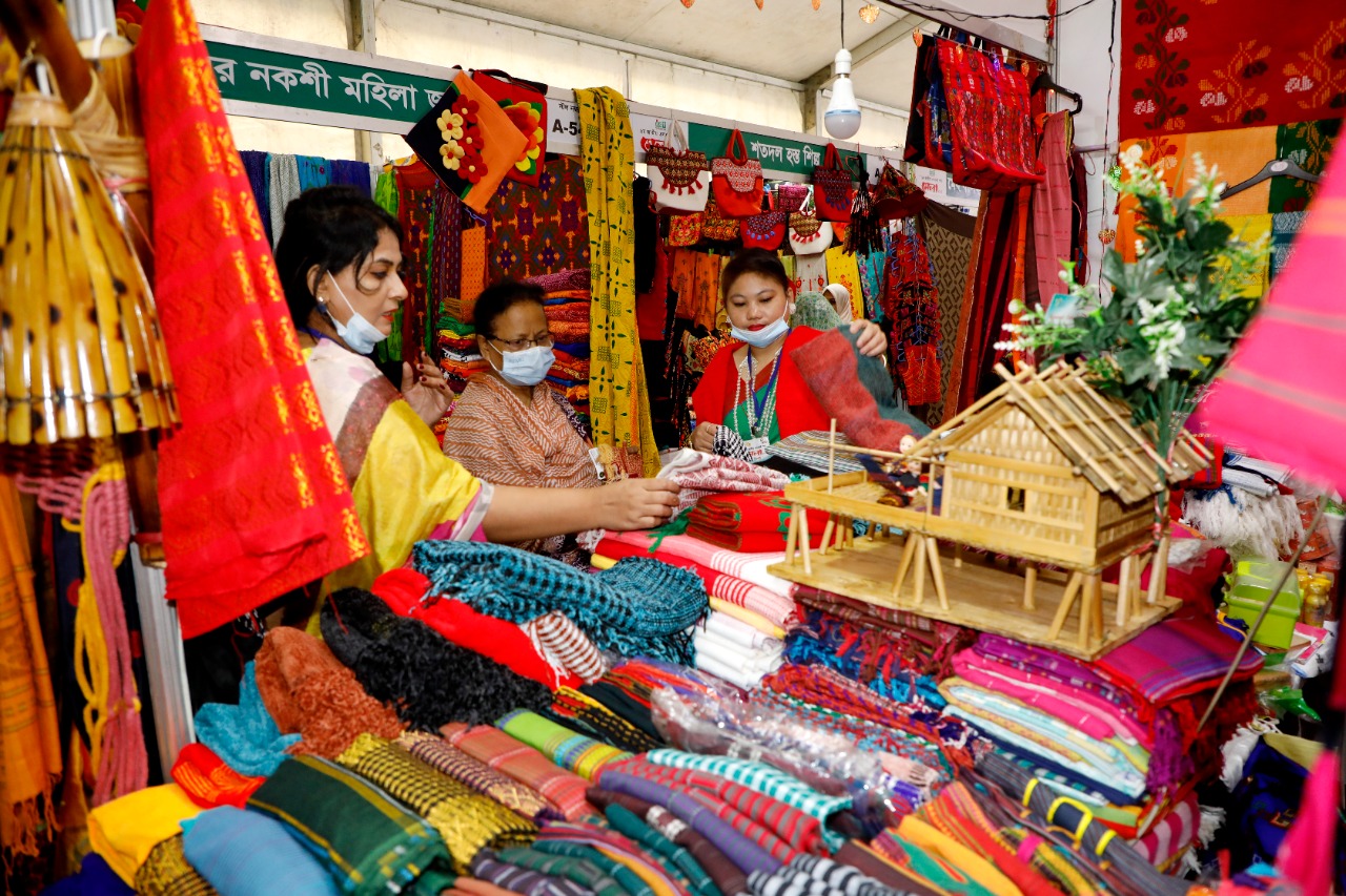 ৭৪ শতাংশ ক্ষুদ্র ও মাঝারি প্রতিষ্ঠান দুর্নীতির শিকার: সমীক্ষা