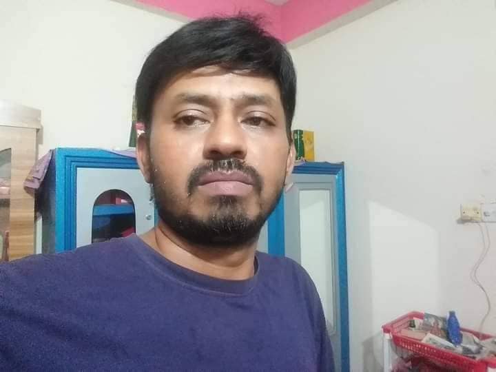 স্টাম্প দিয়ে শিক্ষককে পিটিয়ে হত্যার অভিযোগ শিক্ষার্থীর বিরুদ্ধে