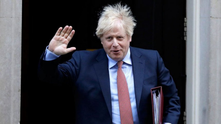 একদিনে ১৪ মন্ত্রীর পদত্যাগ, পদ ছাড়বেন না বরিস জনসন