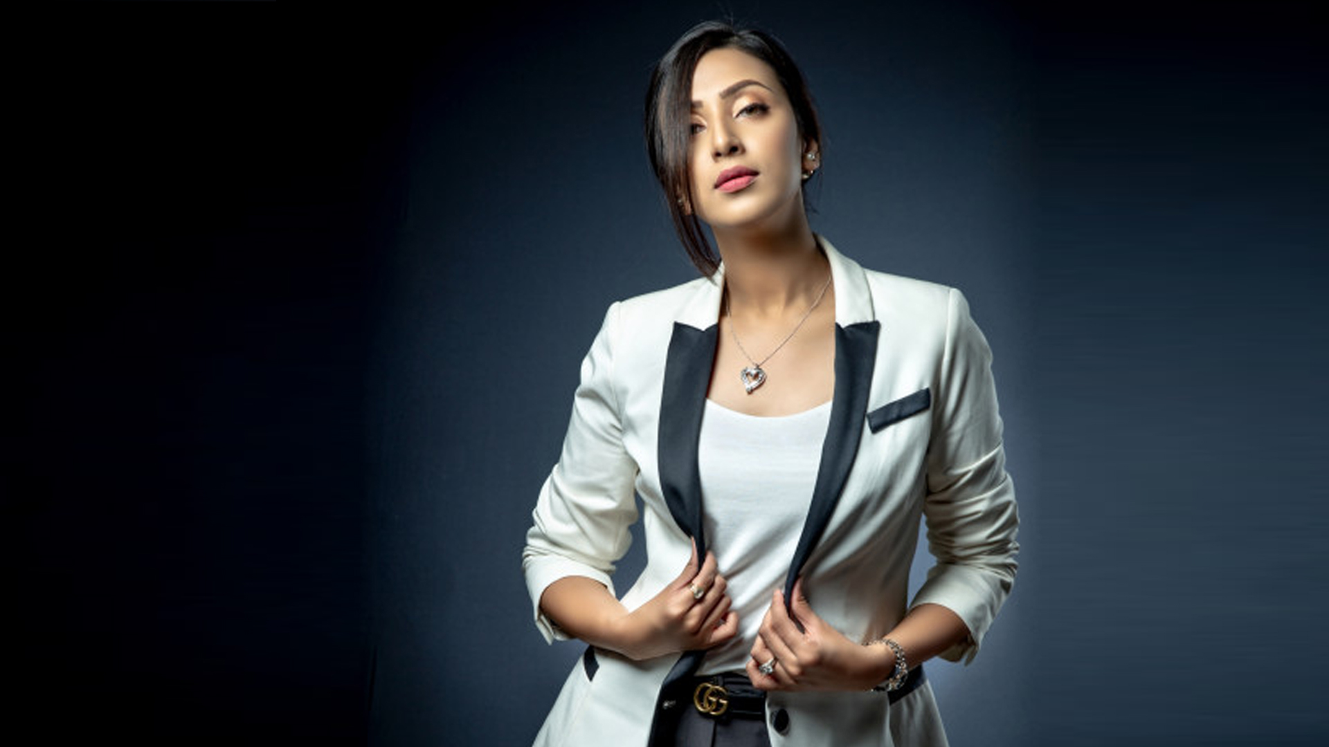 অনেকগুলো স্ক্রিপ্ট হাতে, প্রতিদিন পড়ছি: মিম