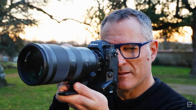 নিকন ও ক্যানন যে কারণে ডিএসএলআর ব্যবসা গুটিয়ে নিচ্ছে