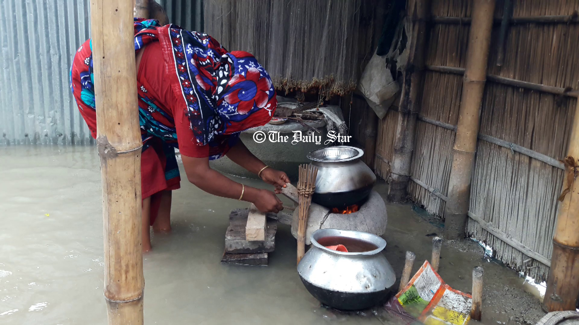 তিস্তার পানি বিপৎসীমার ১৫ সেমি ওপরে, ২০ হাজার পরিবার পানিবন্দি