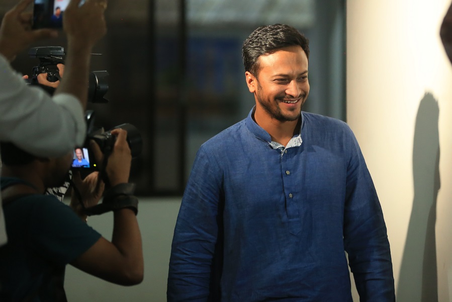 ‘মিসগাইডেড’ সাকিবকে ‘দলের স্বার্থে’ এবারও ছাড় দিচ্ছে বিসিবি