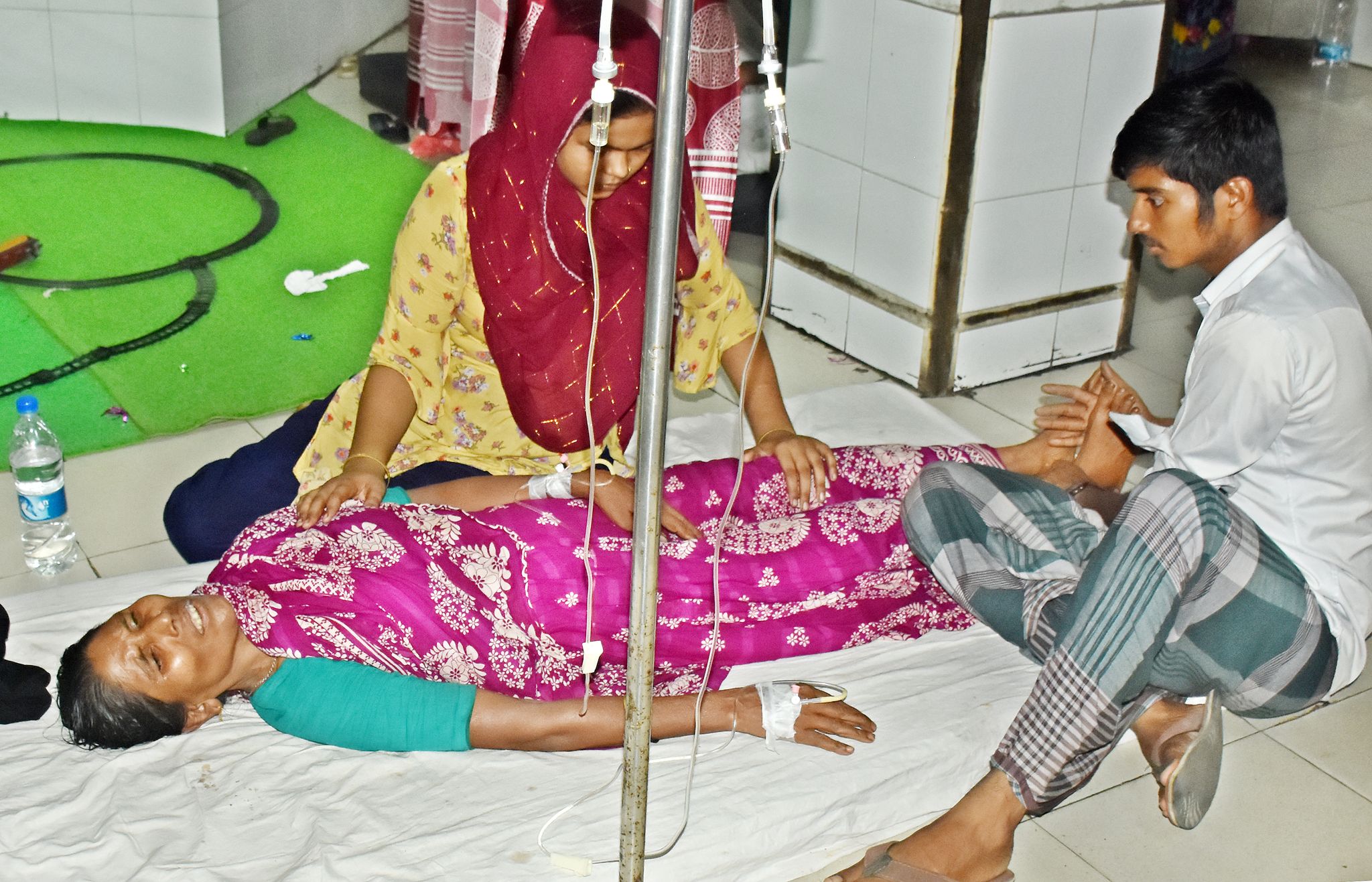 চট্টগ্রামে ডায়রিয়ার প্রাদুর্ভাব, কারণ খুঁজছে আইইডিসিআর