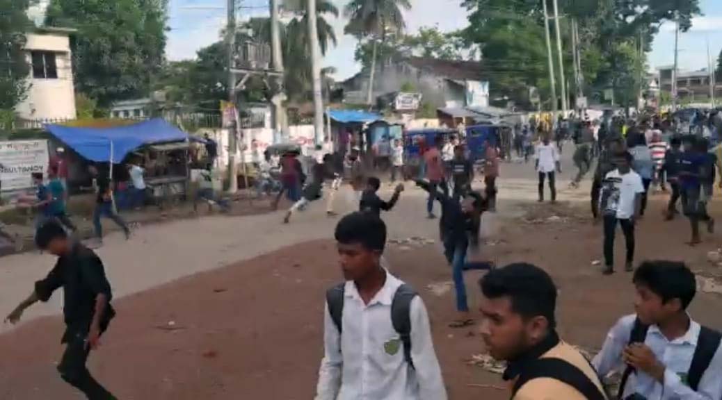 নোয়াখালীতে বিএনপি-পুলিশ সংঘর্ষ: আহত ১০, আটক ৩৩