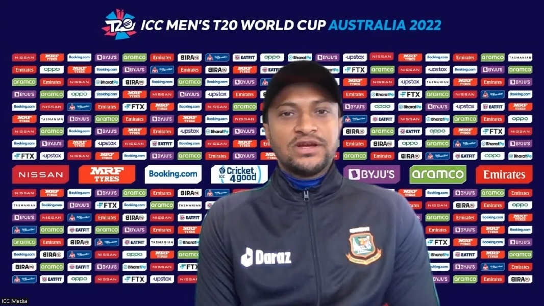 ওপেনিং নিয়ে পরীক্ষা নিরীক্ষার প্রশ্নে সাকিবের বিরক্তি