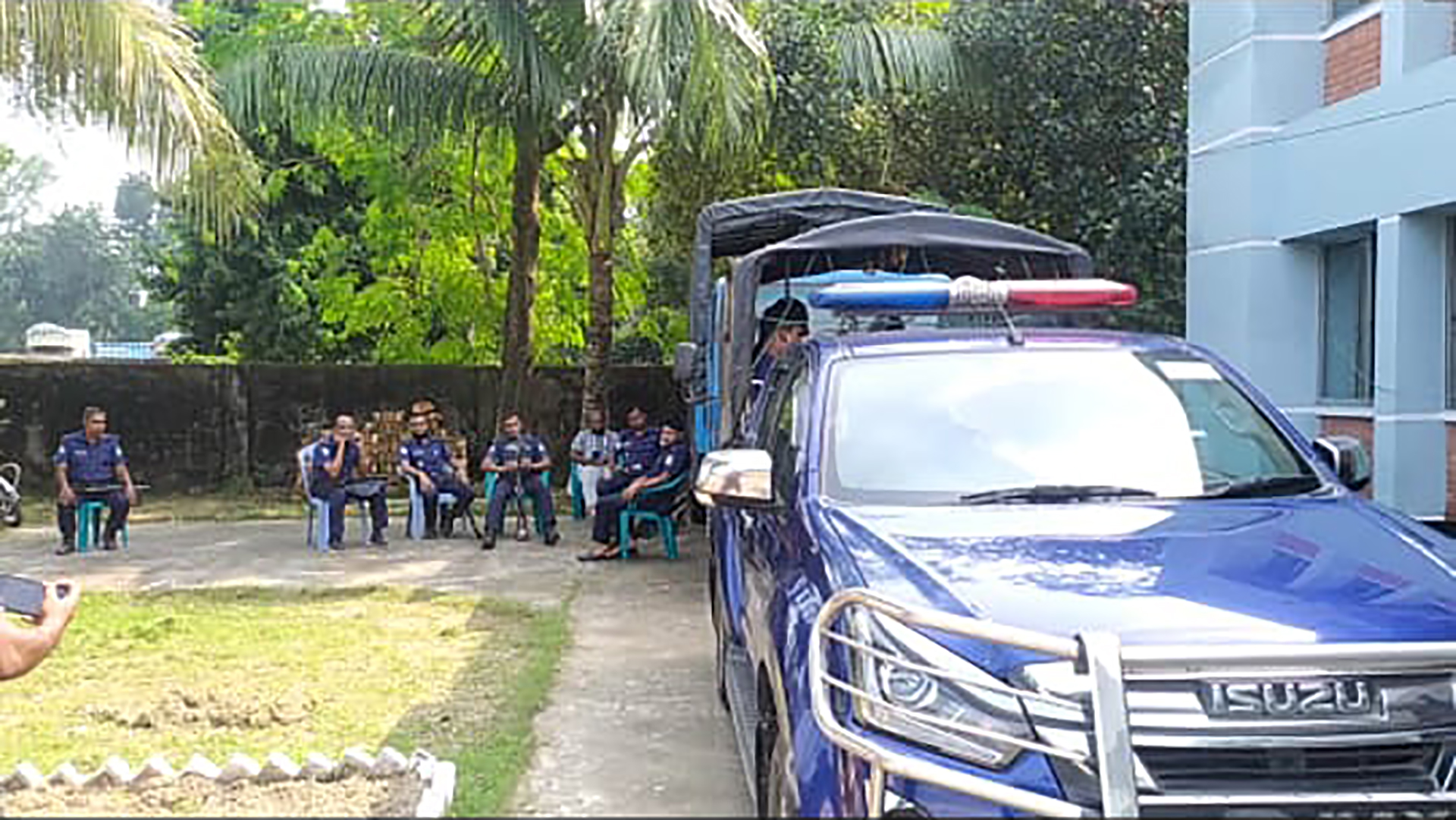 জামালপুরে আধিপত্য নিয়ে আ. লীগের ২ গ্রুপের সংঘর্ষ-গুলি, গ্রেপ্তার ২