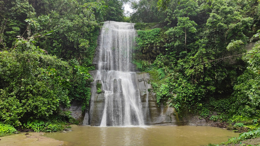 শীতে শ্রীমঙ্গলে ঘুরতে যাওয়ার মতো ৫টি স্থান
