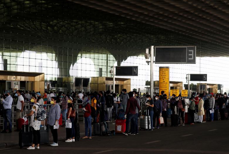 ভারতে প্রবেশে করোনানীতি শিথিল