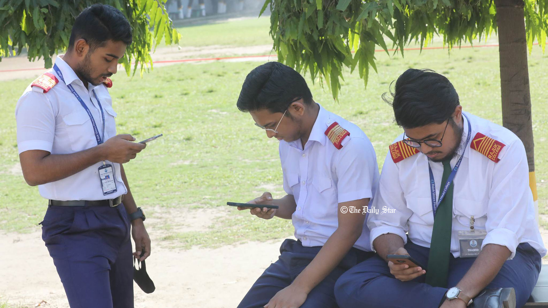 এসএসসির ফল জানা যাবে অনলাইনে ও এসএমএসে