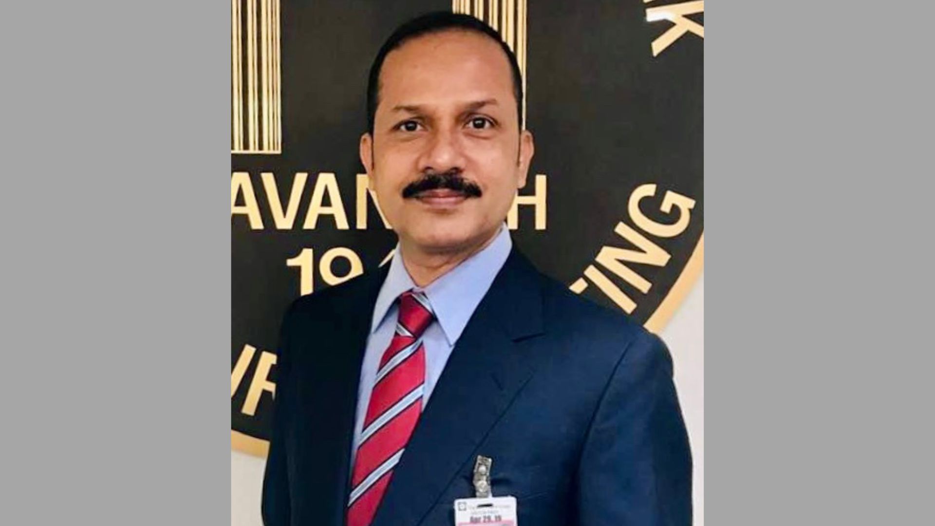 বিমানের নতুন এমডি শফিউল আজিম