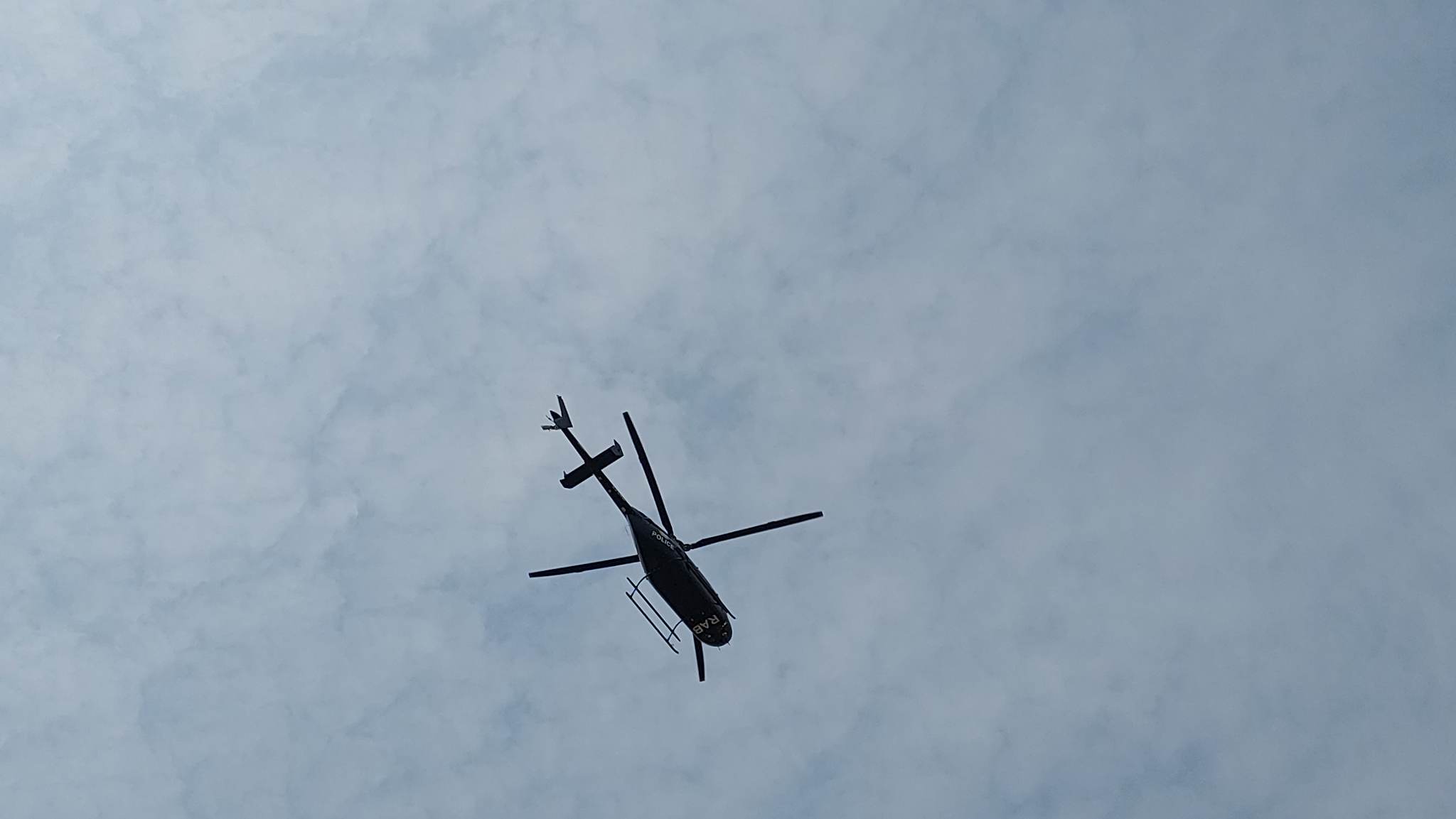 বিএনপির সমাবেশের উপর দিয়ে উড়ছে র‌্যাবের হেলিকপ্টার