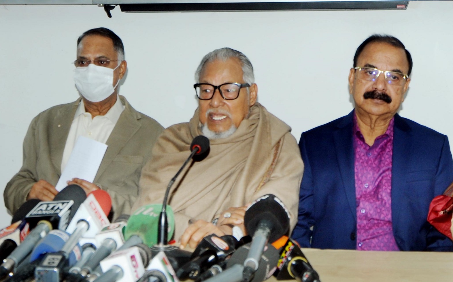 দুর্নীতির কারণে মেট্রোরেলের ভাড়া বেশি: বিএনপি