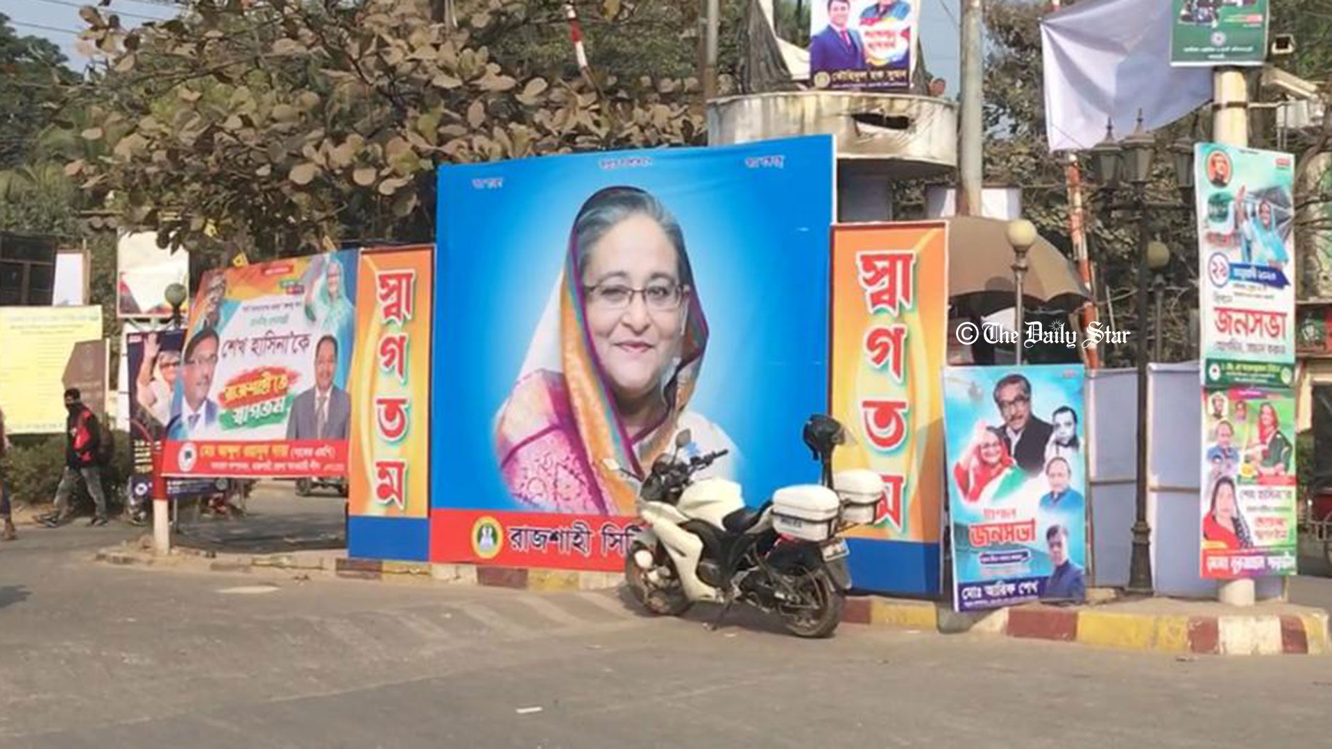 রাজশাহীতে আ. লীগের জনসভার জন্য ভাড়ায় ৭ বিশেষ ট্রেন