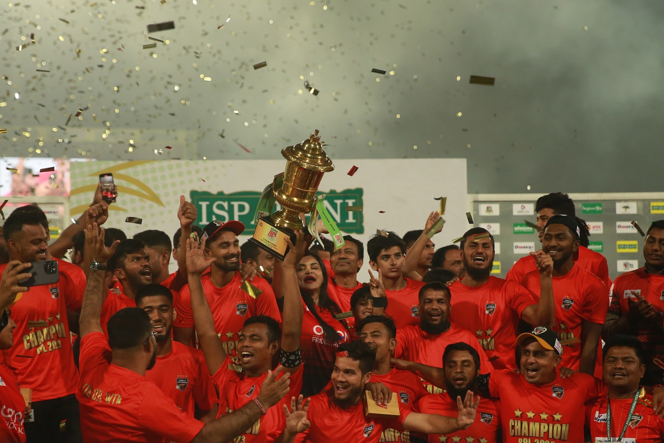 লিটন-চার্লসের ব্যাটে বিপিএলে আবার চ্যাম্পিয়ন কুমিল্লা