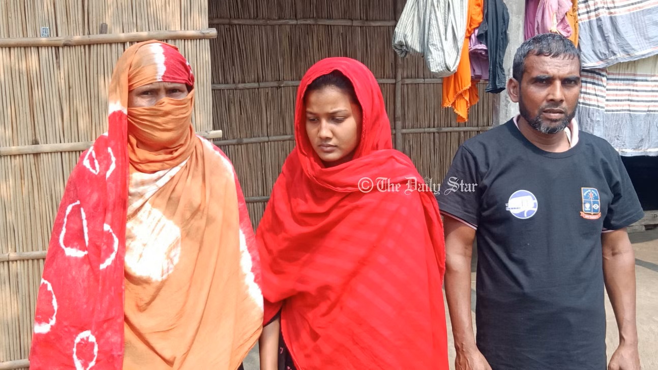 ‘কাঁদো কাঁদো কণ্ঠে ছাত্রলীগ নেত্রীর ক্ষমা চাওয়ার’ উত্তরে যা বললেন ফুলপরী