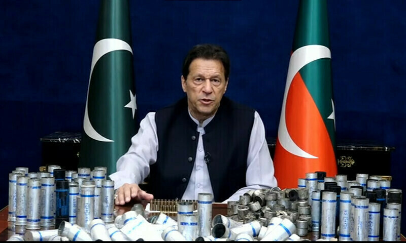 আমাকে অপহরণ করে হত্যা করতে চায়: ইমরান খান