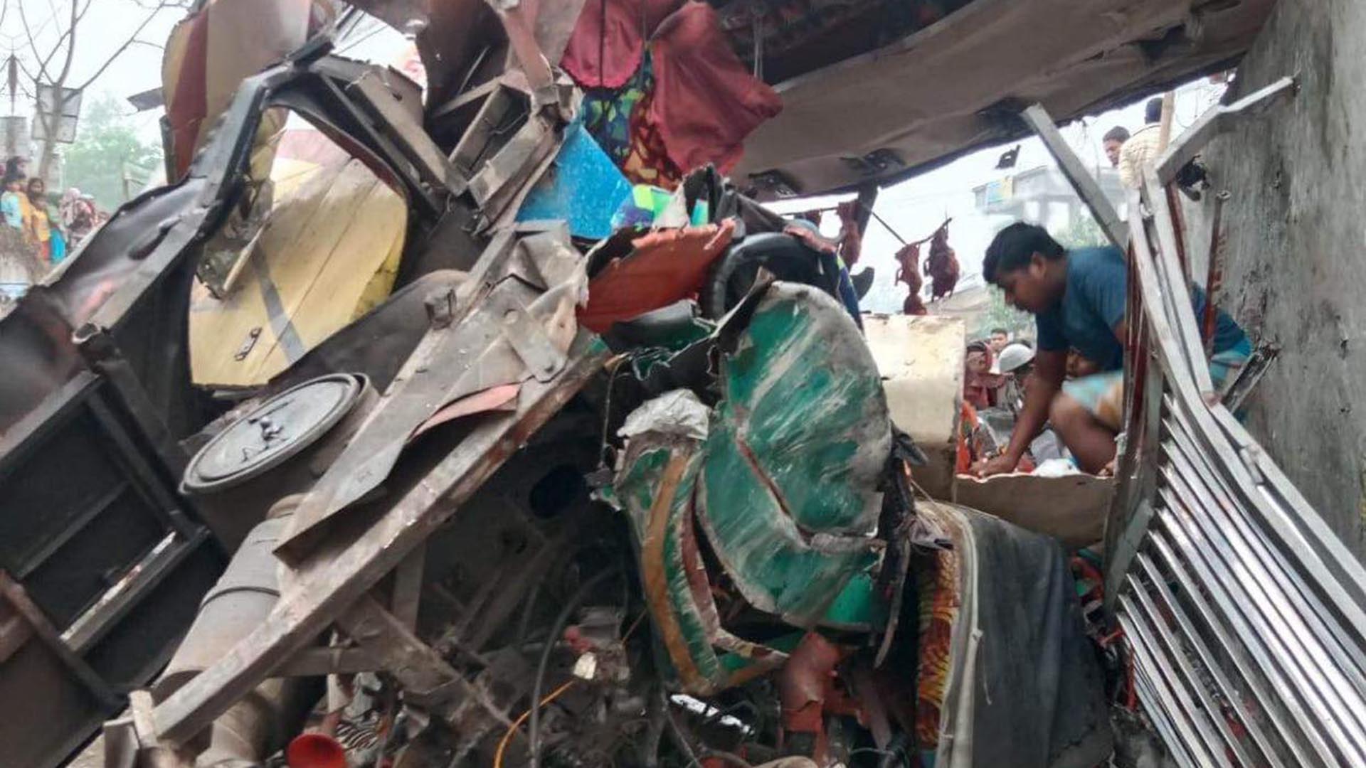 ঢামেকে আরও ২ মৃত্যু, নিহত বেড়ে ১৯