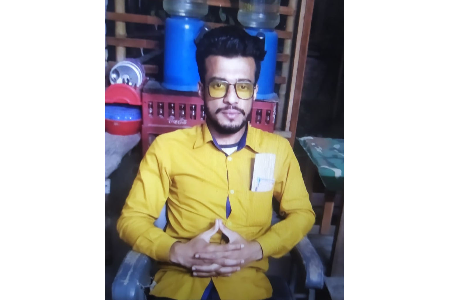 পড়ার খরচ চালাতে সুপারভাইজারের কাজ নেন মিনহাজুর