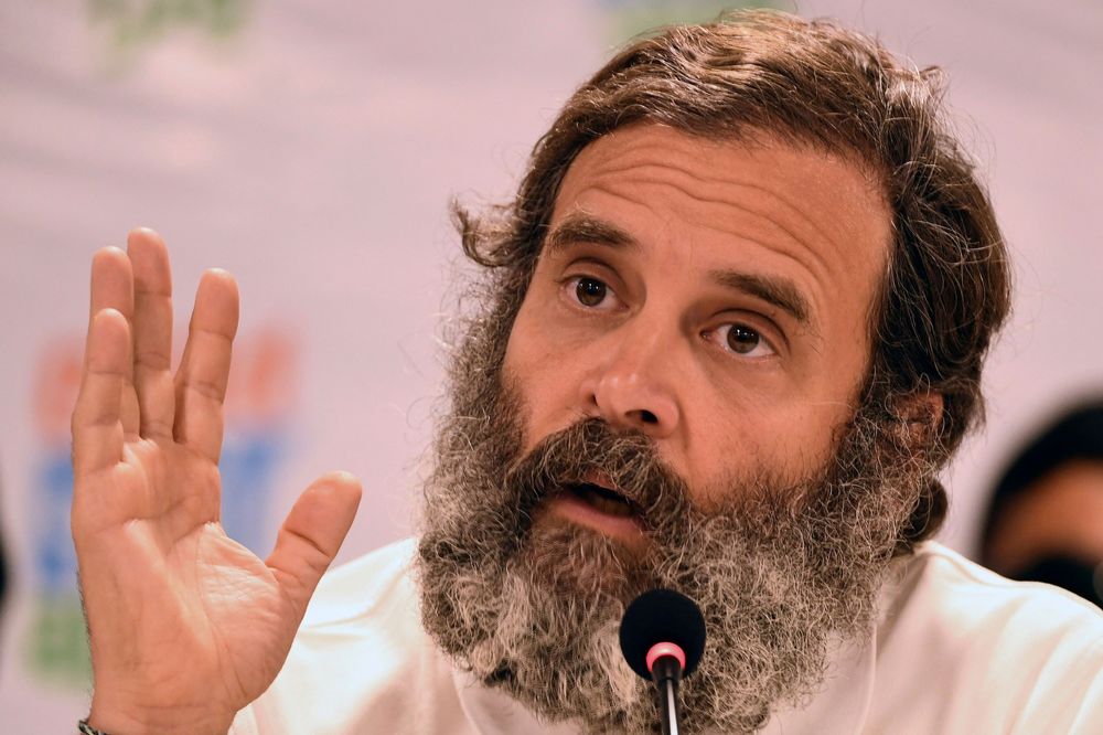 রাহুল গান্ধীকে ১ মাসের মধ্যে সরকারি বাড়ি ছাড়ার নির্দেশ