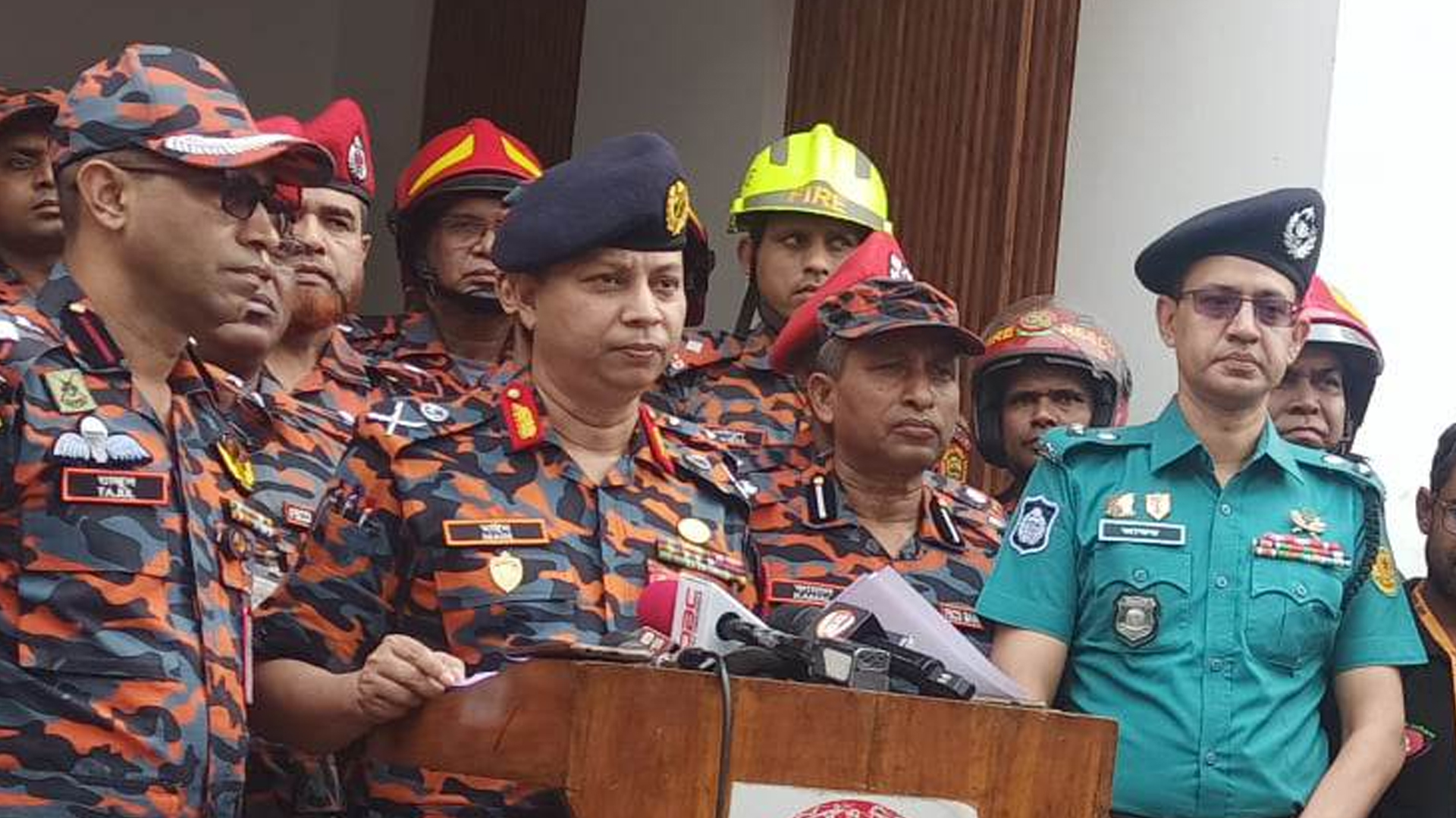 গাউসিয়া ও রাজধানী সুপার মার্কেটকে ঝুঁকিপূর্ণ মনে করছে ফায়ার সার্ভিস