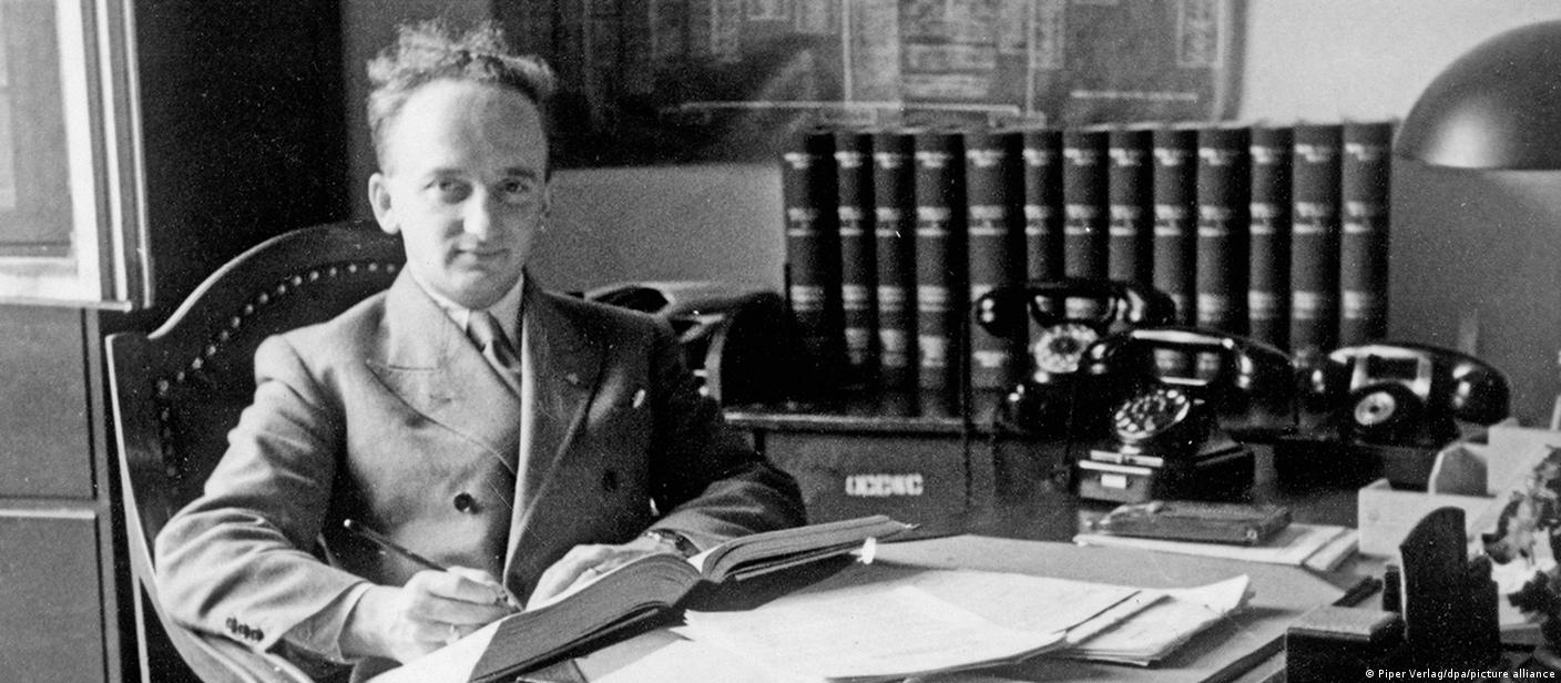 চলে গেলেন নুরেমবার্গ ট্রায়ালের বিচারক বেন ফেরেনকজ