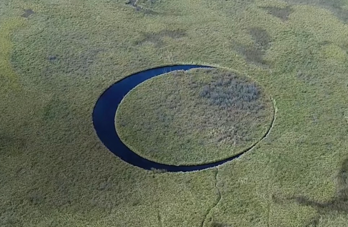 আর্জেন্টিনার রহস্যময় ঘূর্ণায়মান দ্বীপ